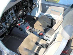 1977 Commander Cockpit1