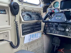 2001 Beechcraft King Air 350 Cockpit3