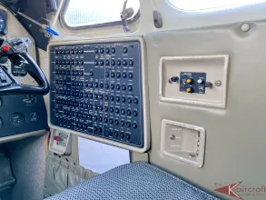 2001 Beechcraft King Air 350 Cockpit4