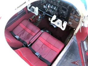 1974 Beechcraft 95-B55 Baron Cockpit