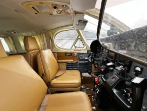 N79KF, interior