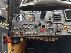 N79KF, panel