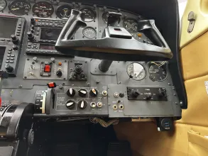 N79KF, panel
